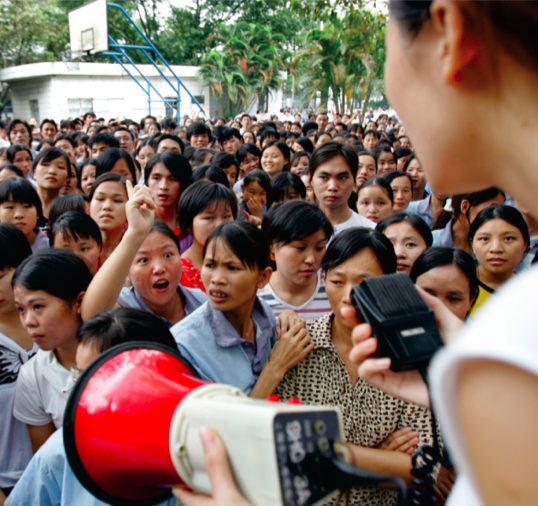 The Ministry of Labor promotes the “Constructing Win-win Partnerships between Labor and Management and Assisting the Signing of Collective Agreements within Enterprises” project to achieve the three objectives of “preventing labor disputes”, “stabilizing labor relations”, and “signing collective agreements”.